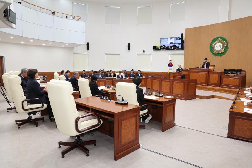 제301회 고성군의회 임시회 1차 본회의