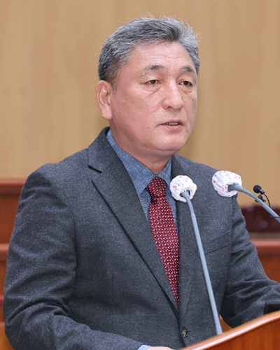 김석한 산업경제위원회 위원장